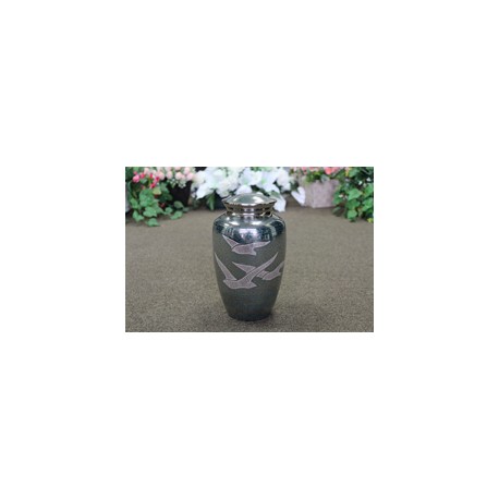 Brass Urn (FM0621)